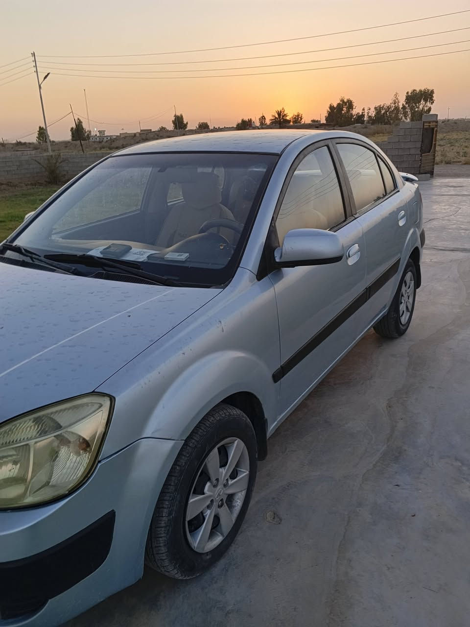 كيه ريوو موديل 2007 مصبوغه حزام رش بلقماره تخم تاير مكينه حاويه وتماتيك تبريد ثلج خير من الله لا صرف ولا تبخير السعر 72وبيهه مجال رقم التلفون ***********
