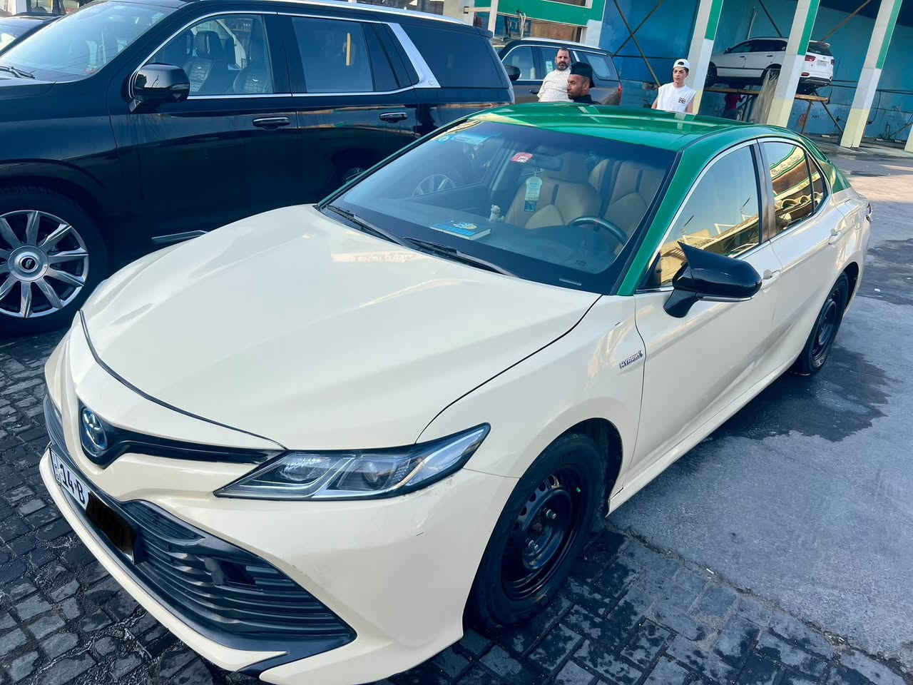 كامري هايبرد  تكسي دبي  رقم بصرة اصل  2019
تسجيل 2023 تحويل ثاني يوم  السعر (125) وبيه مجال قليل 
ماشية 800 وكسور الف كيلو لونها بيجي قمارة خضرة 
محرك2500 + هايبرد 
مواصفاتها معروفة 
كشنات جلد لونين  سايد بريك كهربائي اوتو هولد و وضعيات قيادة 
تشغيل بصمه + شاشة تدعم أبل كار بلي و اندرويد اوتو 
+ كامرا خلفية + حساس ضغط الاطارات
***********
