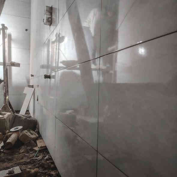 خلفه سيراميك متفرغ حالين *********** واساب ارضى 6جداري 8 ليز وكبان *********** اتصال
