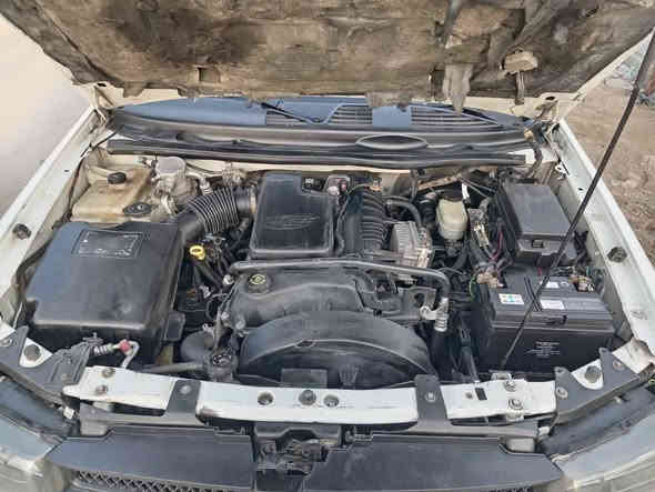 سلام عليكم بلايزر مكفوله من الصبغ وضربه كير محرك صدر خير من الله تبريد شغال تخم تاير دواخل نضيفه جدا كهربا كله تمام زنون شاشه موديل ٢٠٠٢ شكل ٢٠٠٧ رقم جديد سنويه جديده تحويل مباشر العنوان البياع السعر ٩٢ اتصال *********** بغداد
