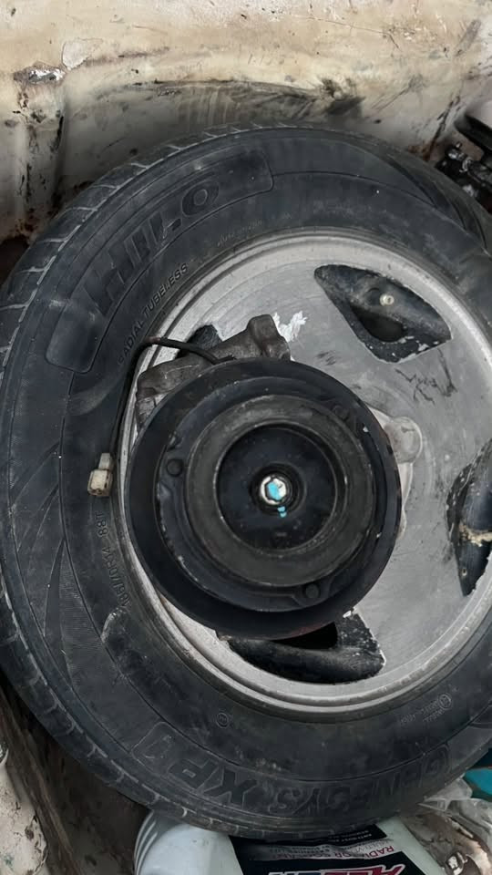 كمبرسير تبريد حاويه مال تفصيخ شرط شغل حجم 17  بعده بدهنه مال شركه  مكاني كربلاء طريق بغداد 
خاص ما متواجد ***********واذ اكو مراوس بكمربسر  حجم 15 اراوس او ابيع سعر 150 وبي مجال شرط شغل

