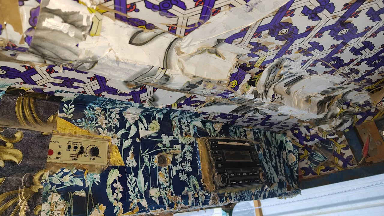 ستوته جمره 2016 نضيفه محركه تمام بس بيه حاضن ركبة طاق ولاحمه لحيم سل استيل أوراق كامله عنوان جبله حي رساله قرب مدرسه فجر الصادق اوراق بيه اصوليه مراوس دراجه دايون نضيفه موجود خاص وهاذا رقمي ***********
