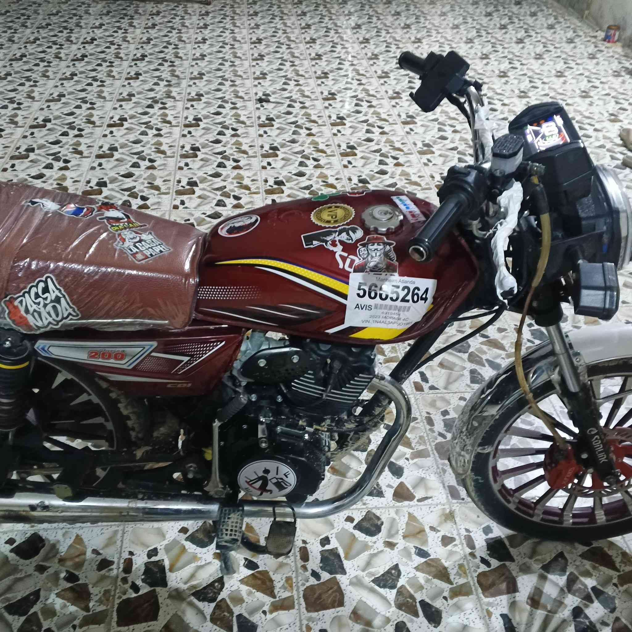 السلام عليكم 

دراجه سيفان موديل 24 محدث 25 شلعه ومعدل أوراق بيها 🫡

لون مميز 🫠

مزورقه حلوه وكاعده مثل ماموضح عدكم 

دراجه مكفوله كهربائيات كامله⚡ 

مكاني ديالى الخالص التحويله 

بيع السعر منااااسبه شرط السعر جوه السوك 😂

للاتصال ‏‪***********‬‏ ⚡
