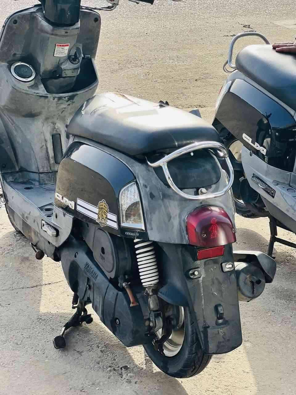 دراجه بوليس نوزل كفاله عامه دراجه بشهر11 طالعه من الوكيل. سلف اشاير كلشي شغال. موديل 2008 دراجه كامله ماتخسر عليها السعر 875وبيها مجال قليل. شراي يخابر ***********
