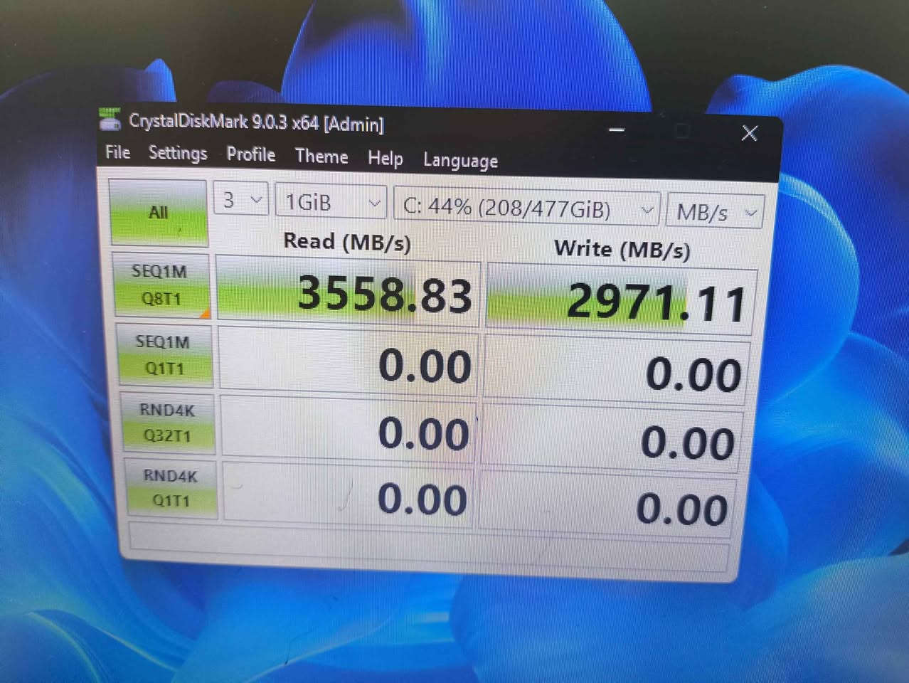 هارد نوع m.2 nvme
الشركة المصنعة KingSpace 
جيل الهارد gen 3
حجم الهارد 512 كيكا
سرعة القراءة و الكتابة تصل الى 3.5 كيكا بالثانية بغداد, العراق


**إذا كنت صاحب هذا الإعلان وتريد حذفه لأي سبب، رجاءا أرسل رسالة إلى الدعم الفني**