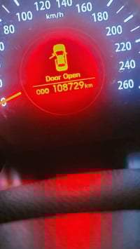 سياره اوبتيما رقم بغداد بأسمي وارد خليجي مكينه دوش ٢٠٠٠ بصمه بانوراما ...