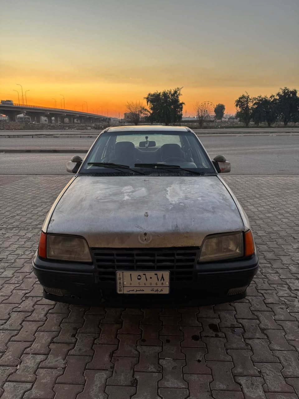 دايو ريسر موديل 92 خليجي، لون رصاصي، رقم كركوك.

🔹السنوية لحد سنة 2027 وباسمي السيارة.
🔹البيع بشرط تحويل أو وكالة.
🔹بيها بطاقة بنزين.
🔹محرك 16، يمشي عالبنزين العادي، كير أوتوماتيك بيلاد مو محور.
🔹السيارة بدون صبغ.
🔹كير ومحرك بشرط لا صرف ولا بخار.
🔹وغراض الكاديت كله ترهم اله هي نفس الشي.
🔹بيها تبريد بيلاد مو محور بس ما يشتغل حاليًا ويحتاج تصليح فقط.

السعر 33 ورقة
مكاني كركوك
والشراي يخابرني 
0️⃣7️⃣7️⃣2️⃣5️⃣5️⃣0️⃣4️⃣2️⃣7️⃣5️⃣ كركوك, العراق
