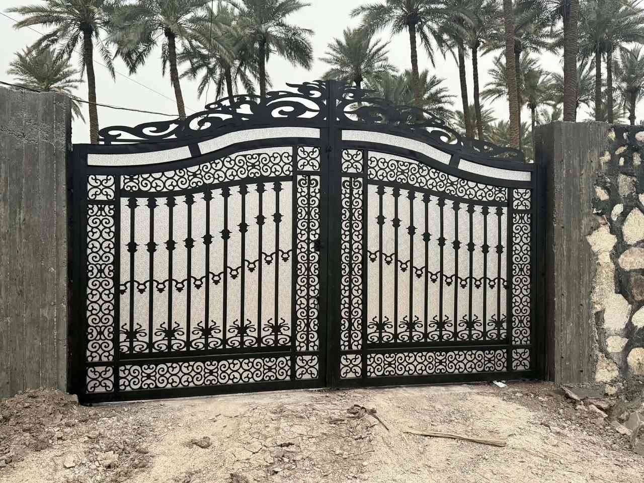 يحيى الحداد ***********
