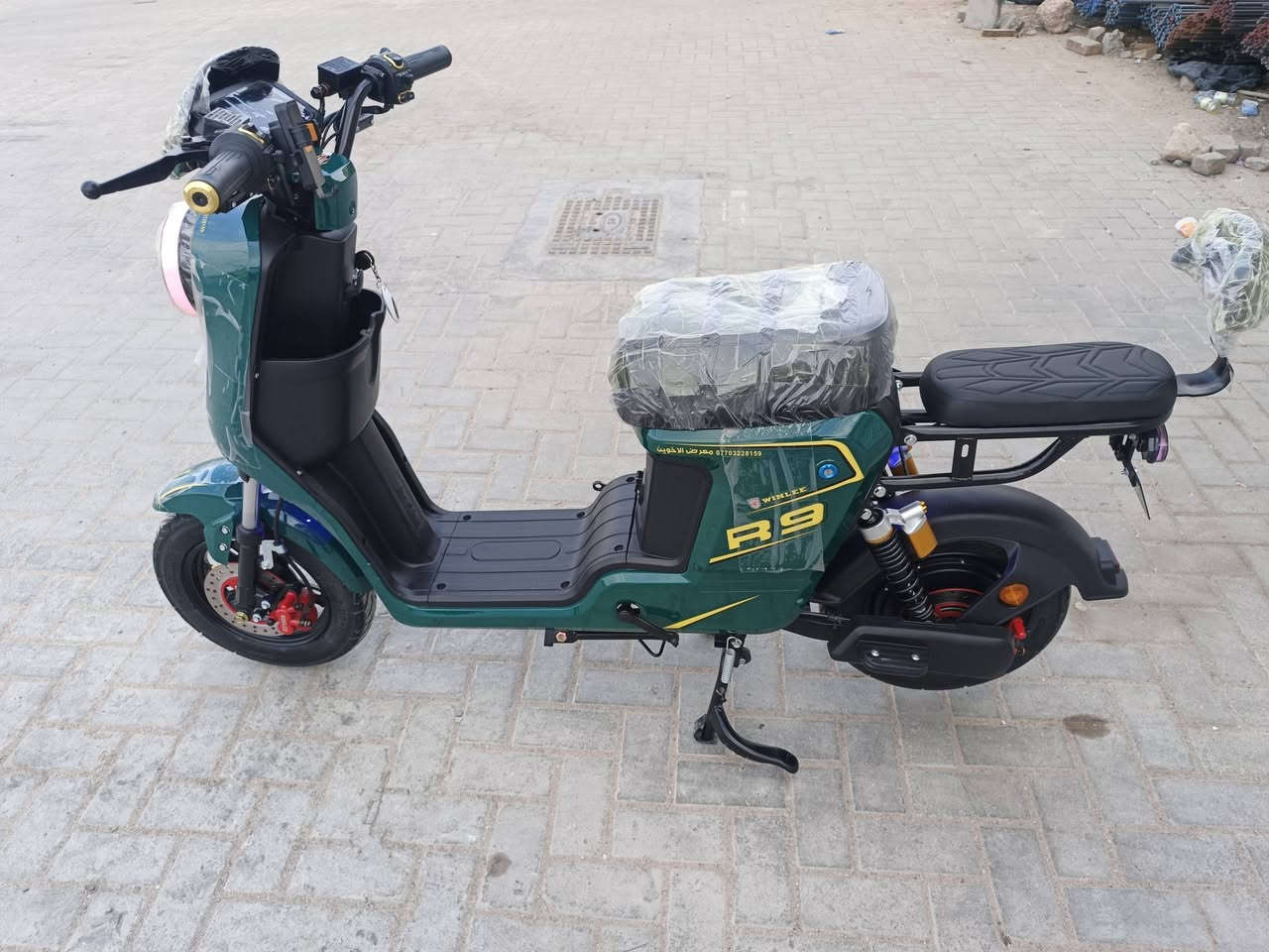 السلام عليكم
ار 9 مديل 2026 الحديث 
5 بطاريات دبل حجم 32 ونلي الاصلي ام الختم 
4 نمر سرعه 109 سرعه حقيقيه 70
دراجه مستخدمه سبوعين فقط حته ماماشيه 
تجي وشوف بعينك مكفوله كفاله عامه حته من الزلغ 
كهربائيّات كلهه شغاله لايت عالي وناصي دبل اشاره اشاره يمنه ويسره وهورن وبلوتوث وياها سويجين وبصمتين وكارت 
لمرايات وكفات ماشاهدهن بالكارتون 
السعر 500 
واتساب ***********
عنوان بصره امن الداخلي قرب اسواق باقر
