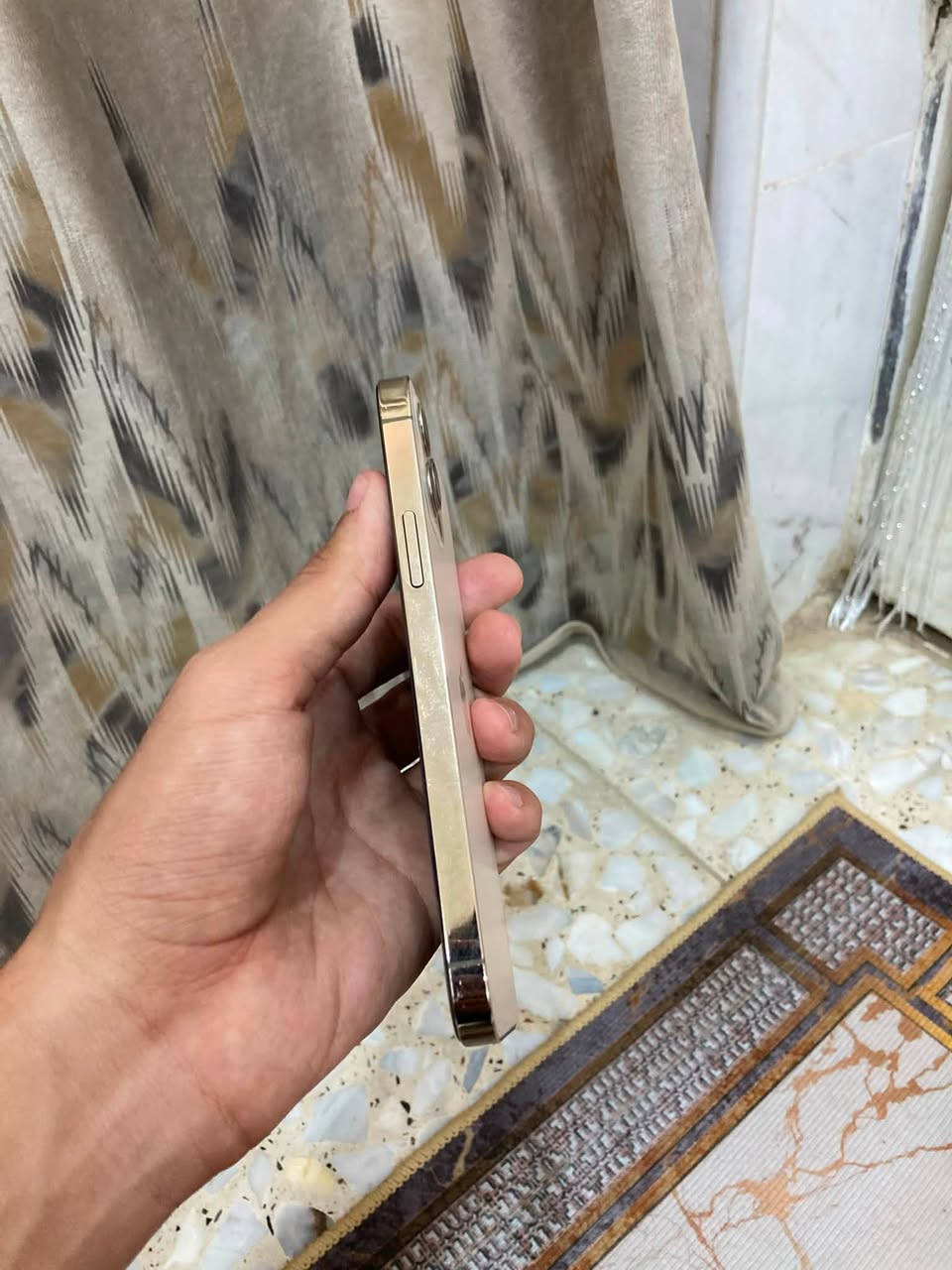 للبيع ايفون 12 برو فقط برو فقط برو فقط ذاكره 128 بطاريه 76 بلادي انسا الشحن شرط كله شغال شرق اوسط نضافه شوفت عينك جديد عبالك لون ذهبي مميز مبدل شاشه اصليه ثلاث خيارات فيس إيدي شغال فقط والسعر 290 بي مجال للشراي مكان نجف واتساب ***********
