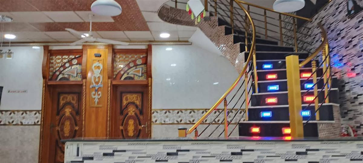 بيت للبيع
مساحه 1000متر
بيت طابقين البناء طابوك حديث مع حديقة
طابو سند 25 تحويل مباشر بسم المشتري
كل خدمات متوفره
 بالمنطقه 
مدارس  مستوصف
1_مدرسه ابراهيم الخليل الابتدائيه
2_مدرسه متوسطة الوصي
3_مدرسة ثانوية لبابه
شارع 8 متر
وكهرباء 
ماء اساله موجود الثلاثه صوندات بي
الاستفسار واتصال على الأرقام التالية *********** اسيا
*********** فاتوره
