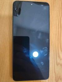 ذاكرة ٢٥٦ • رام ٨ • بطارية ٥٠٠٠