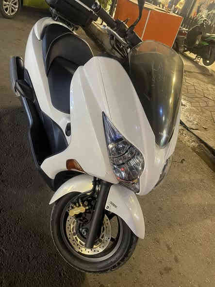 دراجه فورزه 010 للبيع دراجه مكفوله من التاير للتاير دراجه رنبه  مكاني بغداد الجديده ***********
