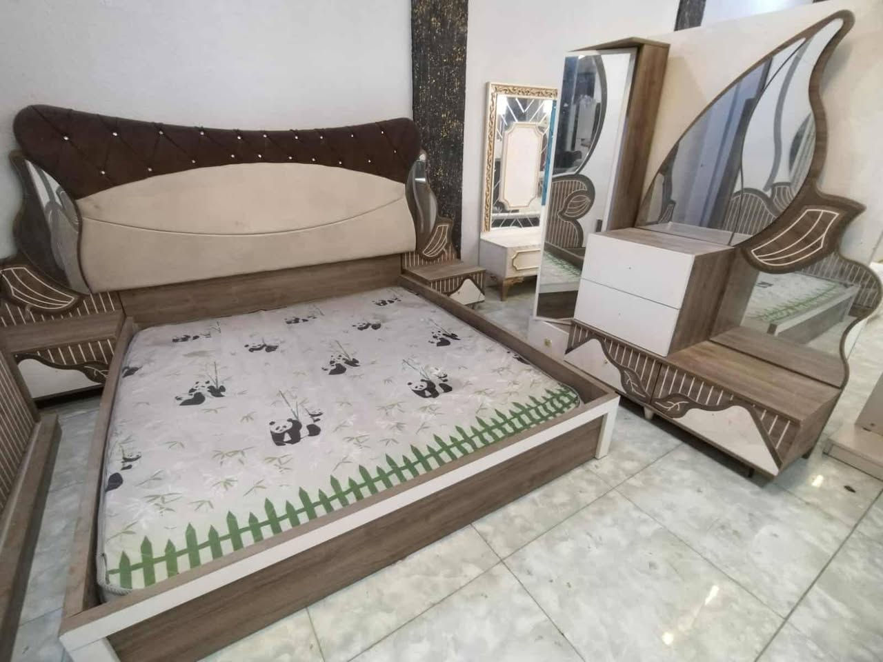 غرفه نوم تركي ٩ قطعه جديد مامستخدمه اخر قطعه المعروضة بالمعرض
٤٥٠ الف
#اشاره


**إذا كنت صاحب هذا الإعلان وتريد حذفه لأي سبب، رجاءا أرسل رسالة إلى الدعم الفني**