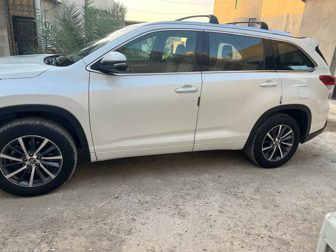 السلام عليكم هايلندر 2017 ضرر جاملغ وبنيد محرك كير صدر تبريد كفالة مواصفات فول محرك ٦ كشن منفصل رقم بغداد 225$
***********
