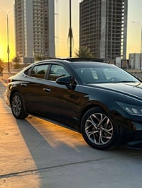 سوناتا 2023 للبيع  فول مواصفات 1/1 محرك 2500 ماشية 44 حادثه جداً بسيط ...