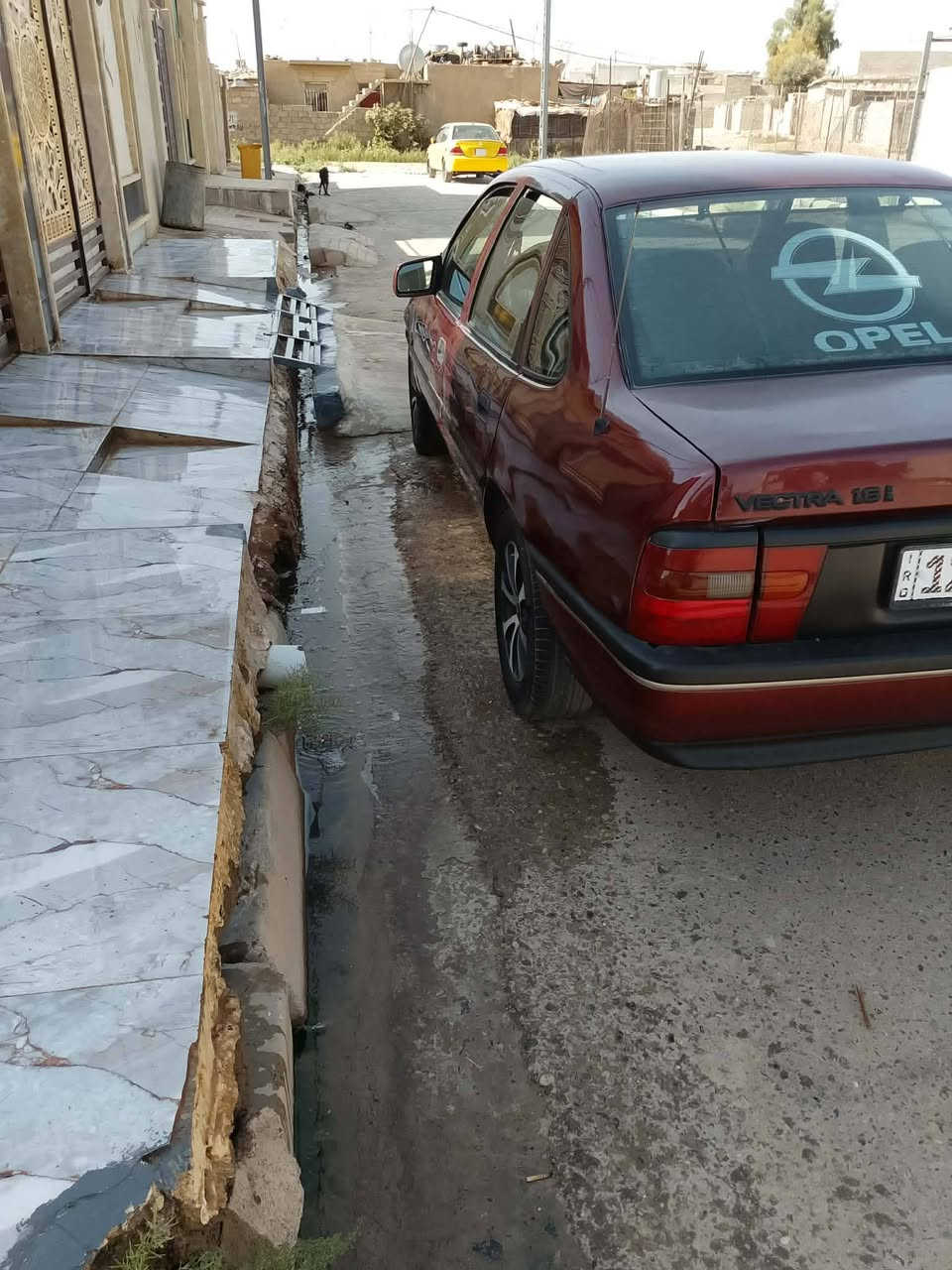 فكترا موديل1992 طخم جديد سلايت كهربائي داخل صاج حجم16بيها كاربون بانزين تطويز جماليه السياره بسمي مامتواجد عل فيس السعر  43وبيها مجال ***********
