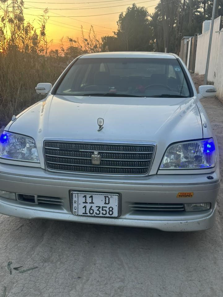 السلام عليكم
كراون ملكه موديل 2003رقم بغداد نلكليزي
تسجيل جديد مكفوله كفاله عامه  تحويل مباشر بسمي 

1 - كرستال اصل 
2 - دبل شاشه 
3 -كامرات 
4 - رادار 
5- مري شفط 
6- ثلاجه 
7 - كشنات 4 كهرباء 
8_جام اوتو 
9 - تبريد قطعتين 
10 - ديفور الكبير 
11-اربع دكم 
وبعد بيها هواي مواصفات 

مكاني بابل - القاسم 

***********
***********
