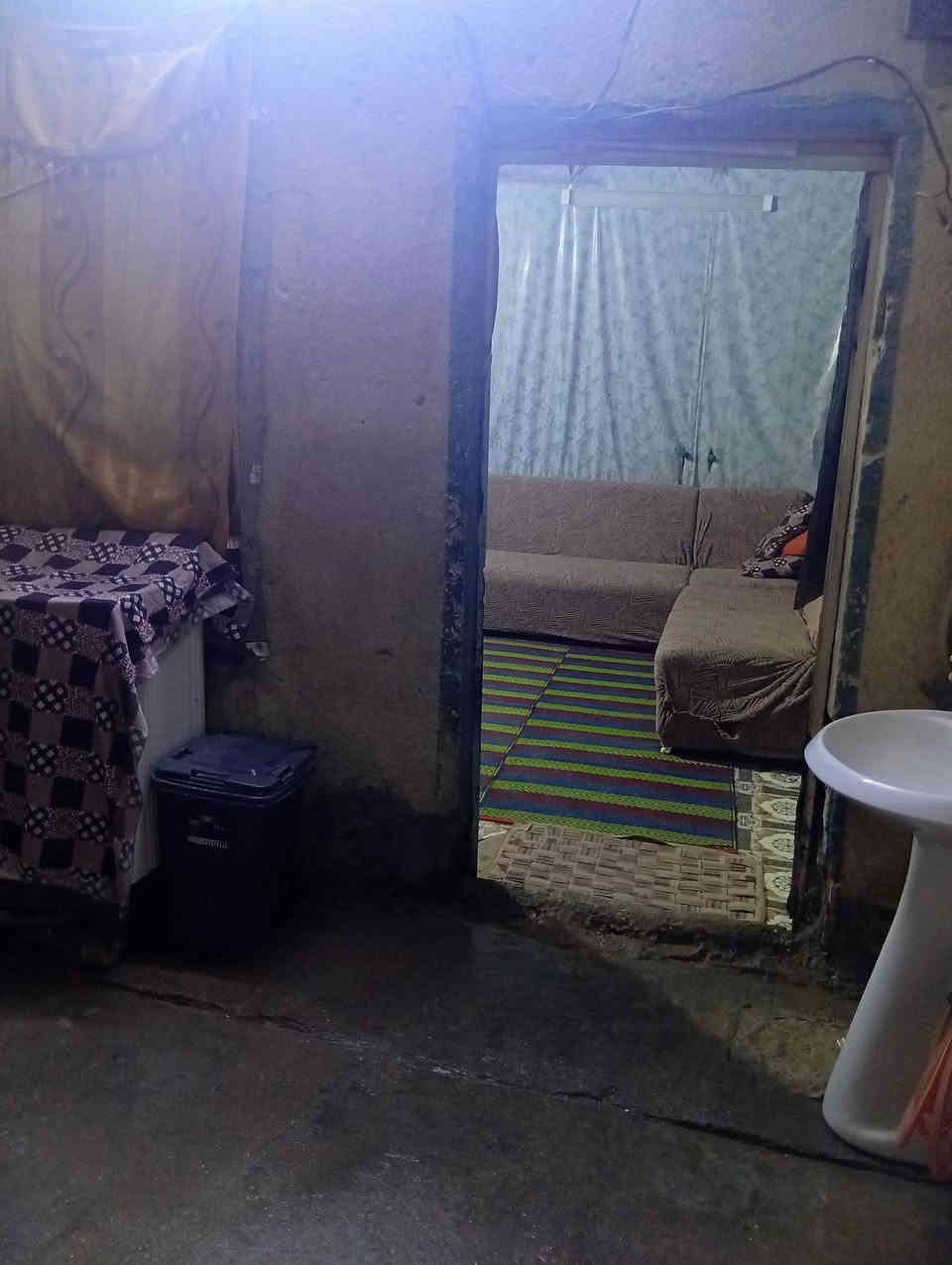 دار للبيع المكان نزلت سعد بيجو  سند 25 المساحه 100مربعه بناء البيت قديم اللاتصال على الرقم***********  السعر 25وبي مجال قليل،
