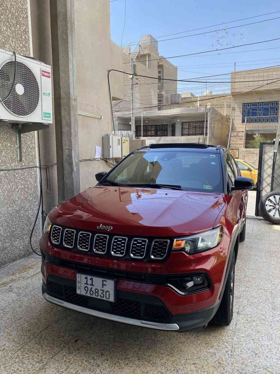 السلام عليكم 

  للبيع 

جيب كومباس 2024

وارد اميركي

حادث جاملغ امامي صبغ فقط 

ماشية 19,000 mi

فول مواصفات لمتد

فور ويل

كشنات جلد 

رادارات 360 درجة

نقاط عمياء 

تشغيل عن بعد

كشنات كهرباء 

بصمة تشغيل عن بعد وبصمة ابواب

قطعتين تبريد 

دخول ذكي 

شاشة جبيرة

اوتو ستوب

اشاير بالمري

السعر 16,900 يعني 169 ورقة وبيها مجال 

مكاني بغداد 

رقمي ***********

ادمن❤️
