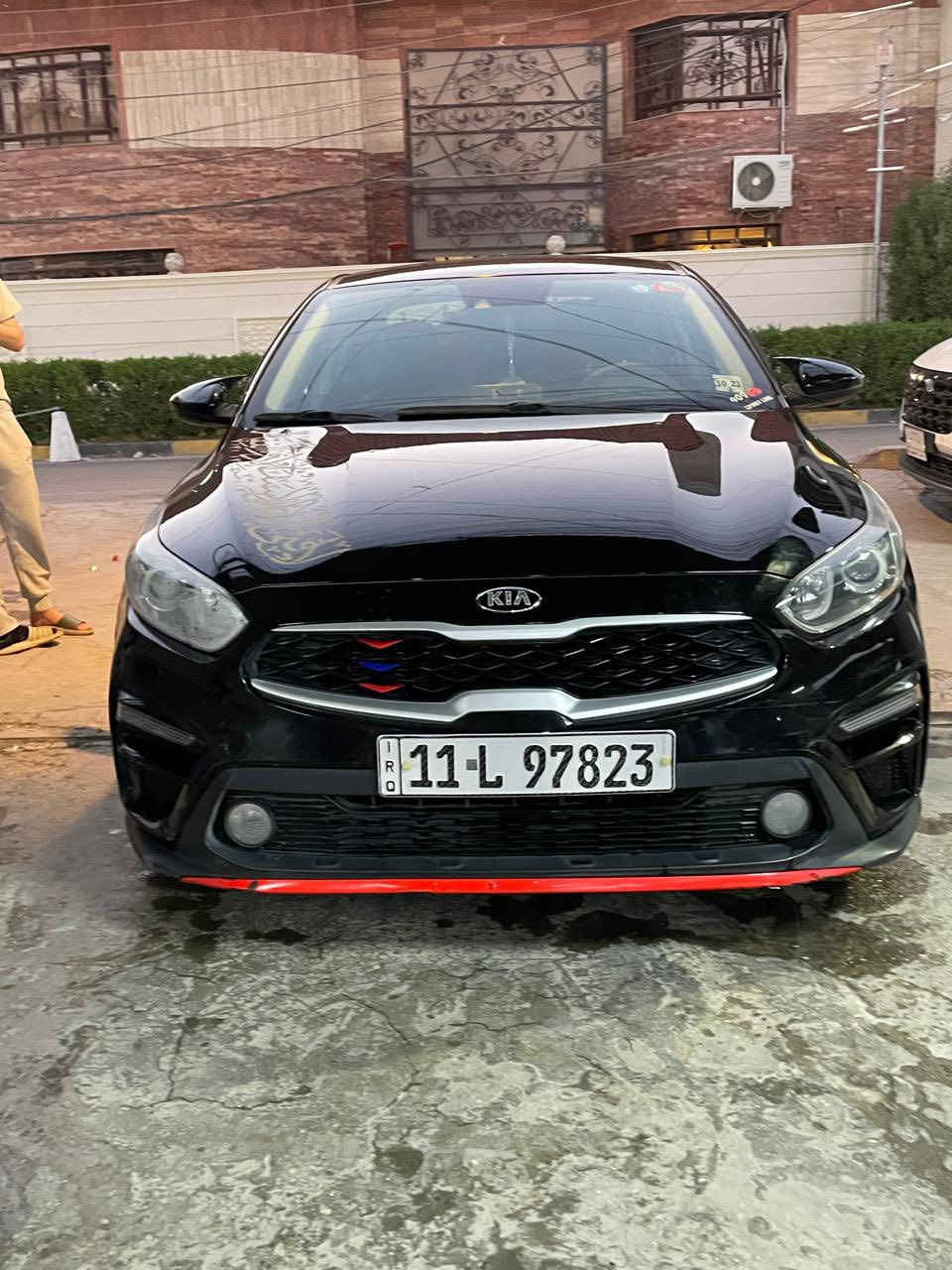 سلام عليكم 
فورتي للبيع مديل 2019
حادثة خلفي 
ماشية 83 الف سيارة بسمي تحويل ثاني يوم 
سعرة 118 وبيه مجال 
***********
وتساب فقط ***********
