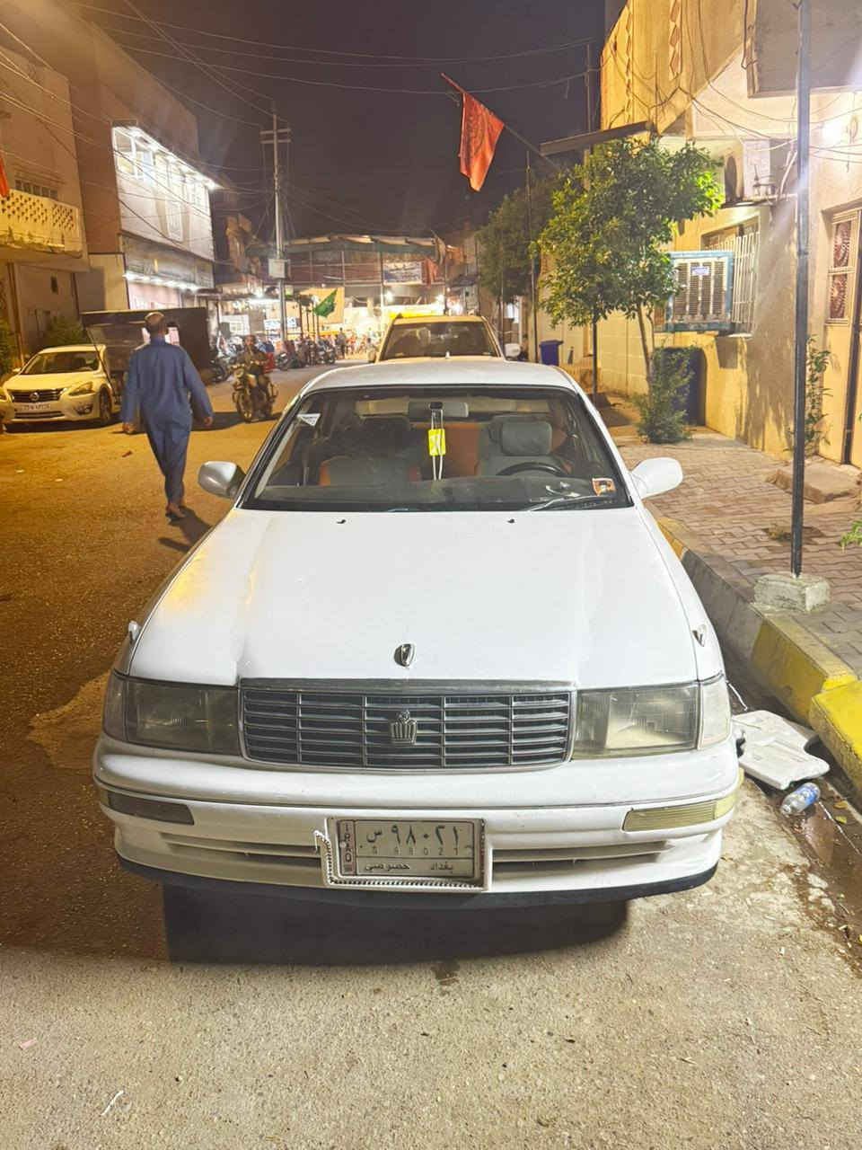 بطه كراون منفصل موديل ١٩٩٣ رقم بغداد مكان بديالى السعر ٥٥
بيع او مراوس الشراي يتصل 
***********

