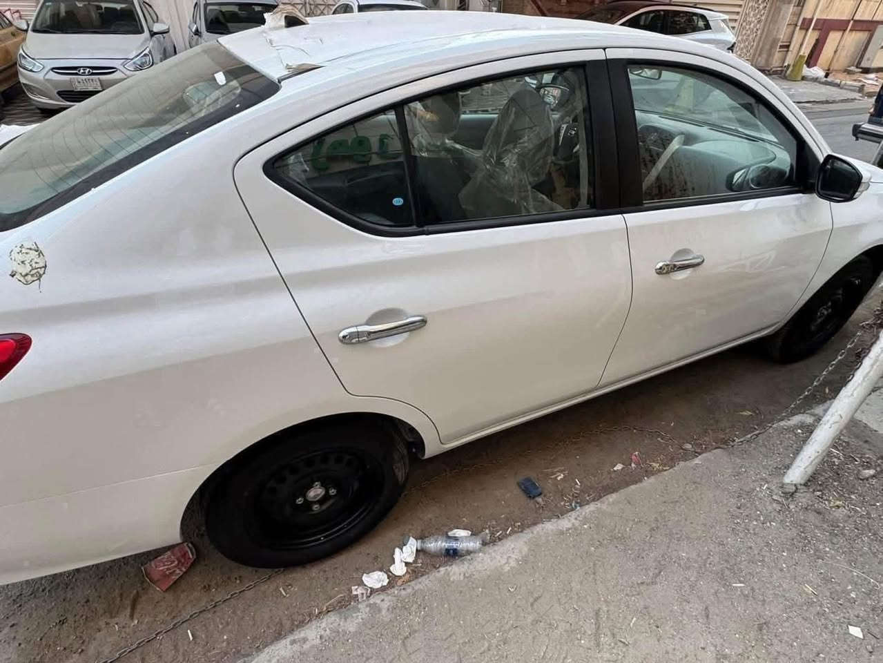 نيسان صني 2025 هندي زيرو ماشيه 2000 فقط مكفوله من الشخط وكاله مجانيه رقم اربيل السعر 128 وبيها شويه مجال ***********
