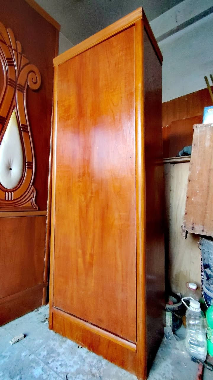 السلام عليكم غرفه صاج حلوه مرتبه كلش اوم ال6بوب كل باب وحده نضيفه كلش السعر600قفل قفل مكاني بغداد الشعله موجود توصيل ***********
