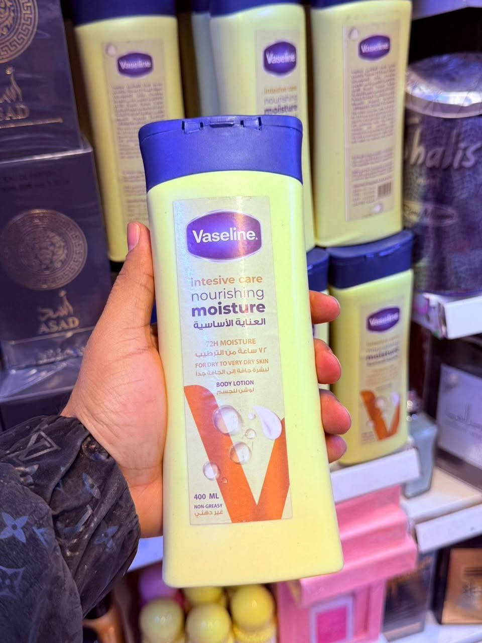 عندي ١٠٠ قطعه مكياج وعنايه


**إذا كنت صاحب هذا الإعلان وتريد حذفه لأي سبب، رجاءا أرسل رسالة إلى الدعم الفني**