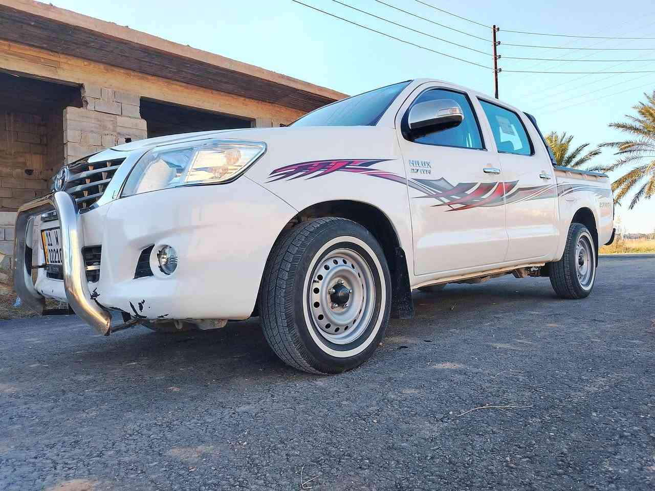 للبيع
بيكم هايلوكس دبل ٢٠١٢ سرداري شاصي ١٢
كير عادي داخل احمر دبل جكمجه
رقم بغداد انكليزي هزه وسنويه لغاية ٢٠٣٠ بأسمي 
اكسل كير محرك ماا مفتوح على وضع الشركه
حدادية جديدة مع تخم تاير سيارة ماشية ١٥٥ الف وشرط الفحص.. جاهزة من كل النواحي 
السيارة بيه ضرر اربع قطع تبديل مع صبغ 
السعر ١٤٠ وبيها مجال 
للاستفسار أكثر اتصل على الرقم ***********
العنوان بعقوبة المفرق
اخوان الخاص مغلق مكلف بالنشر
