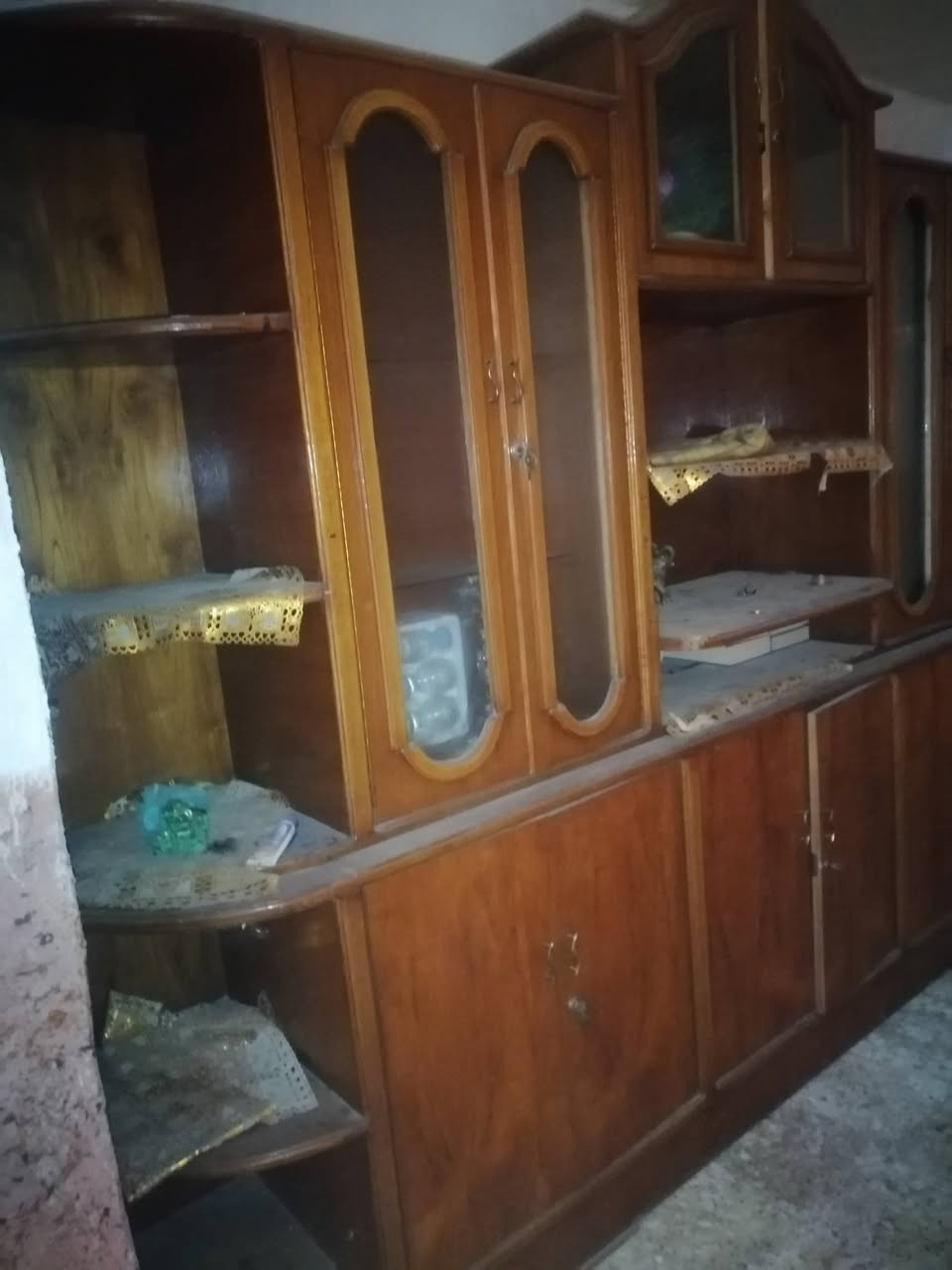 سلام عليكم البيع كلمن وسعره
معرض مصوره فيديو خشب قوي كلش من القديم ومرتب طابقين ينفصل ومامتعوب ولاماكلته عثه جدد وبوفيه حلوه وجديده وكنتور حلو ومرتب 5بيبان بي وكل باب بي 3خانات مكانهن مشخاب راگ الحصوه تجي وشوف بعينك وتقتنع


**إذا كنت صاحب هذا الإعلان وتريد حذفه لأي سبب، رجاءا أرسل رسالة إلى الدعم الفني**