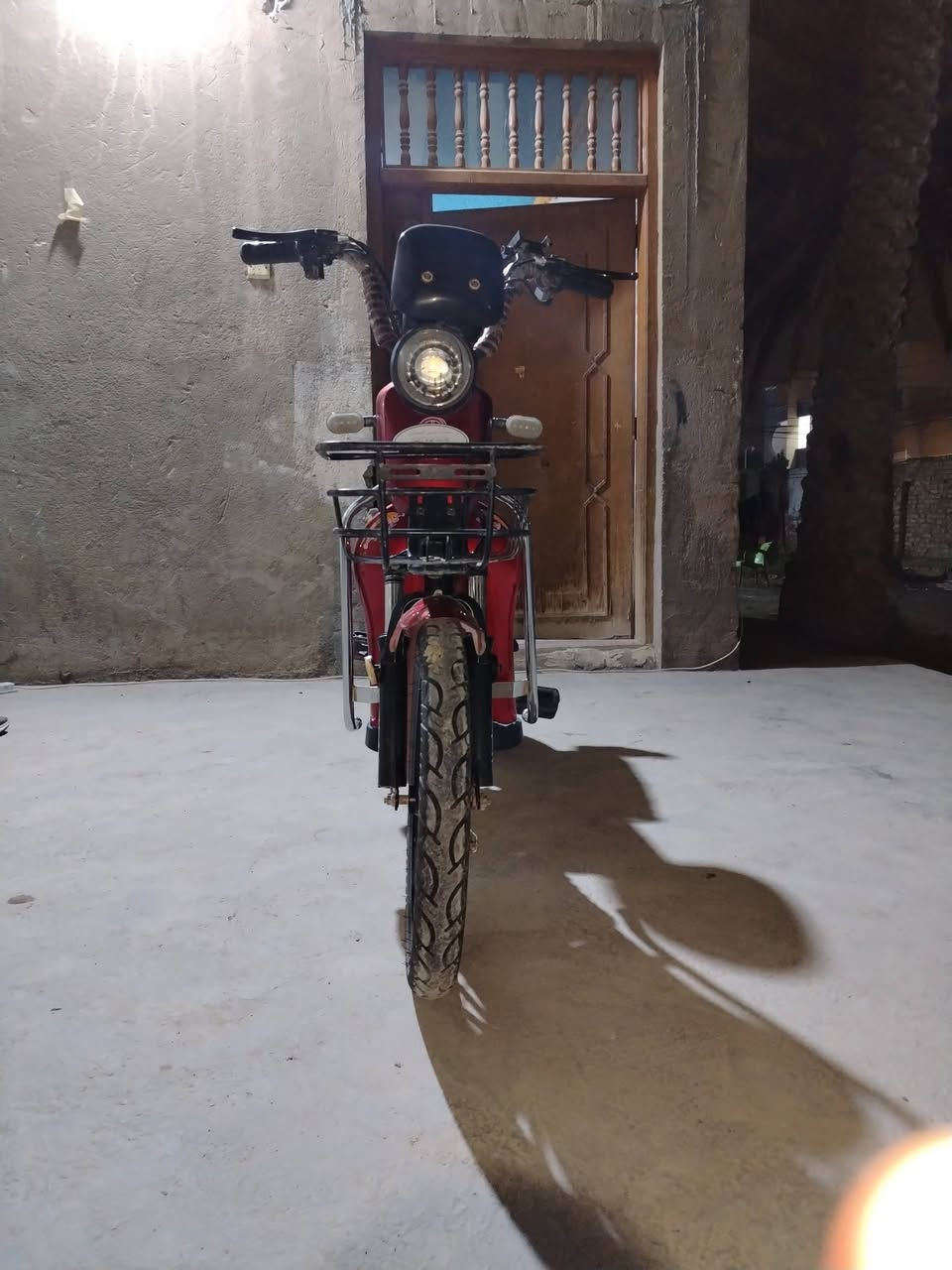 السلام عليكم
للبيع باسكل شحن
موديل 2024 جديد
شغال كامل على اخر حبايه
كله شغال اشاير كلوب امامي
بلوتوث وشحن مبايل
بصمه تشغيل عن بعد
خمس بطاريات
السعر 400 الف وبيه مجال
للاستفسار ***********
