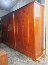 كم سعر للبيع السعر 230 وفي مجال الاتصال على الرقم 07749028893