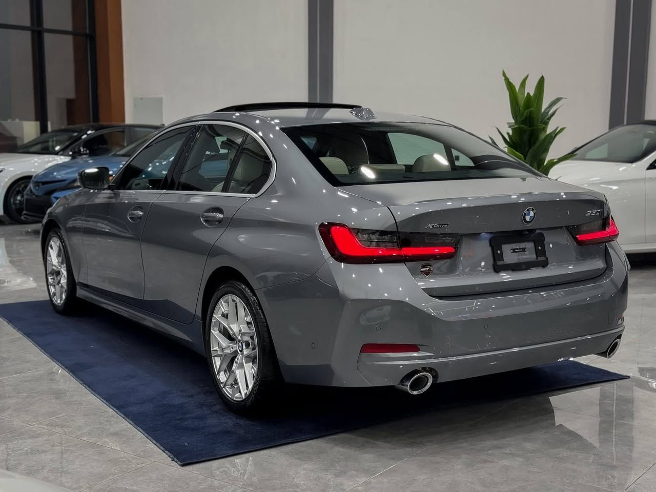 BMW 330i individual 
مۆدێل:- 2025
ماوەی رۆیشتن:ـ 2 هەزار مایل
مواسەفات:ـ سلايد_داتاشۆ_ناو کرێمی بیلادی _اوتو بارک _360 ڕادار _5 کامیرە_کوشین خەزن  و گەرمى  و جلدـ سندوق شەفت_ناو لید-شەغال-X Drive
سەیارەکە واردی ئەمریکیە 
نیو بۆنیدی بۆیاغە 
بێ ژوور بێ ئێرباگ بەشەرت
3MW89CW07S8F18629 رەقەم شاسی:ـ

BMW 330i individual 
موديل:-2025
ماشيه:-2 الف ميل
مواصفات:- سلايد-داتاشو-دواخل كريمي بلادي-ئۆتۆ پارک_رادار 360 - 5 كاميرات-كشن تدفئه و خزن-دواخل ليد-صندوق شفط-تشغيل عن بعد- X drive.….
ضرر:- نص بونيد صبغ 
بدون دواخل بدون ايرباك بشرط
رقم شاصي:-3MW89CW07S8F18629

تفاصيل اكثر الاتصال علی ارقام التاليه 
***********
***********
عنوان:- اربيل منطقة معارض وراء شارع ٤٠م
Shahama erbil cars

