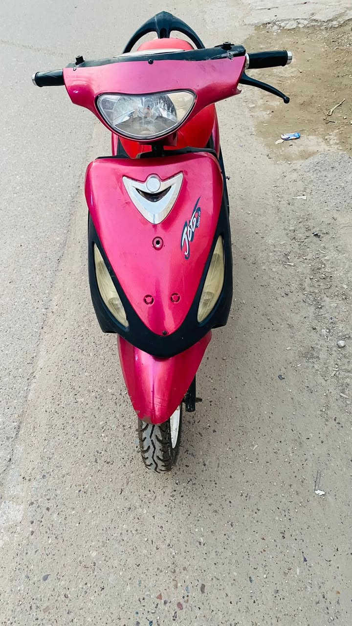 دراجه ماكس منغولي للبيع  سلف لايتات اشاير كلها تشتغل سعر 350
بغداد البلديات ‭0770 586 7649‬
