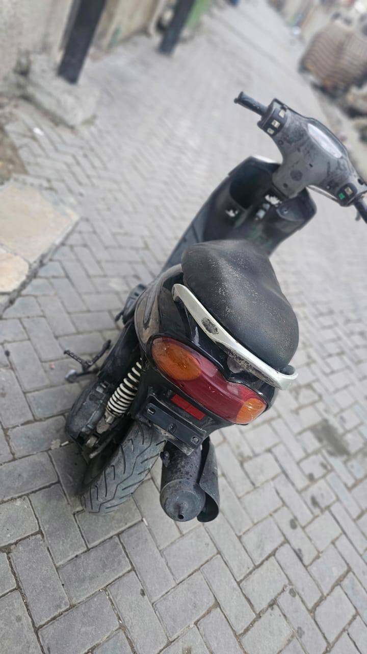 السلام عليكم  
اخوتي ماكس قجمه لبيع الدراجه حلوه ونضيفه مكاني بغداد مدينة الصدر  (***********)
