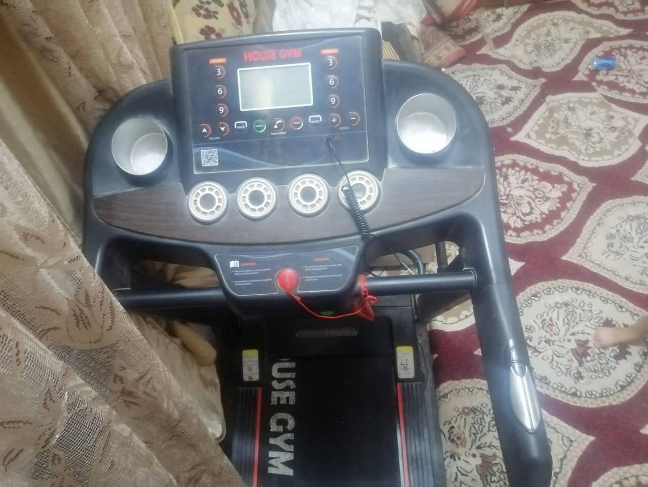 السلام عليكم
جهاز مشي استخدام منزلي اخو الجديد نضيف كلش 
العنوان محافظه ذي قار ( داخل ذي قار اوصله الك بس بحساب) خارج ذي قار ما عندي توصيل 
السعر       (      325     ) 
الرقم ***********

