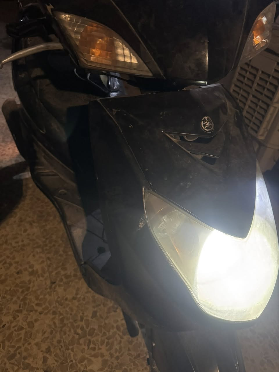 دراجه سكنس فحل للبيع فجه ماشتغلت بعد بس كهربائياته شغاله بس دراجه ماتشتغل كوم حديد 350 قفل 
 مدينه الصدر هاذه رقمي ***********
