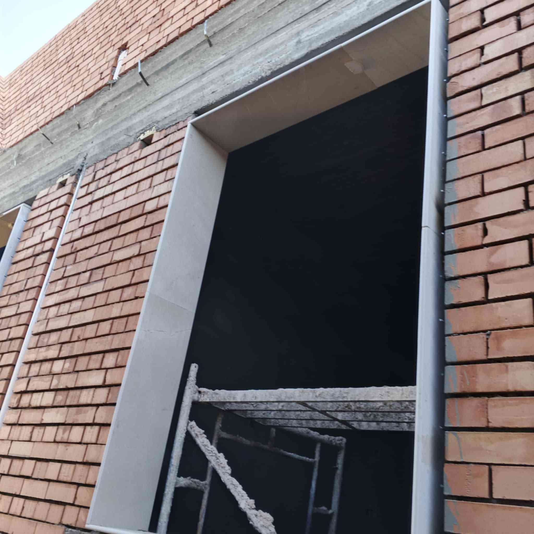 مستعدون عمل فريمات مرمر بدل الفريمات الحديد للإستفسار *********** ***********
