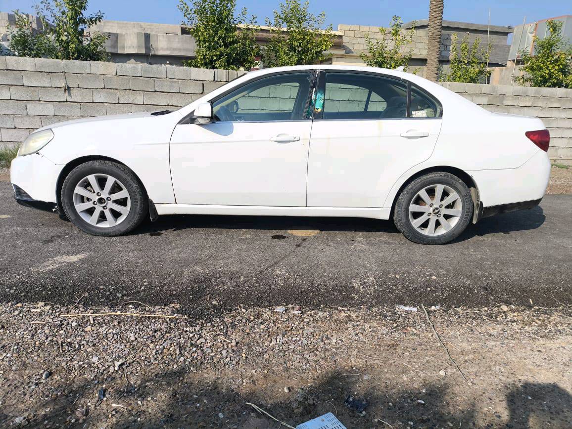 سلام عليكم 
سياره شوفرليت ابيكا لون ابيض موديل 
2009
6 سلندر
2400 محرك چبير 
وترهم اقساط حسب الاتفاق
مكانها تكريت