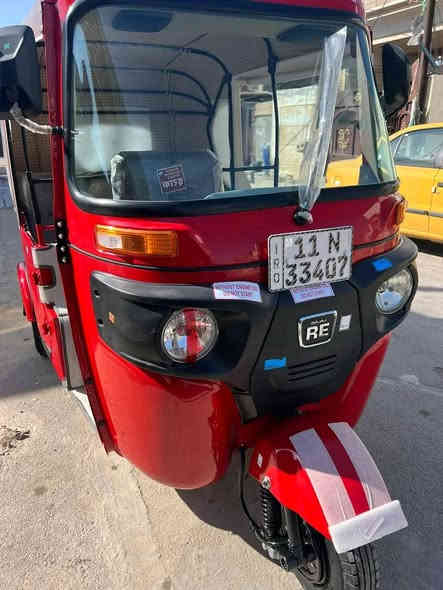 السلام عليكم تكتك مديل ٢٢ كفالة عامة كشر ومكينة المكان بلديات سعر 7وبيها مجال  اتصل ع ***********
