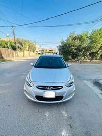 للبيع هونداي أكسنت 2016 رقم بغداد الدولي الجديد  هزه جديده  سنويه جديد...