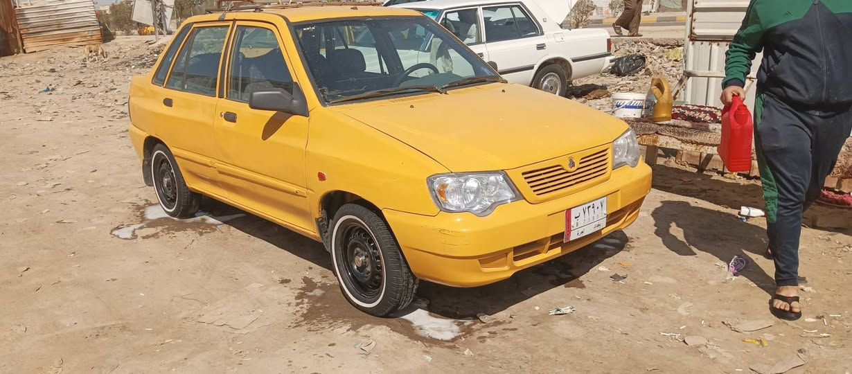 سايبه دمعه
رقم بغداد 
سنويه جديده 
سياره نضيفه جاهزه مال شغل 
سياره مكفول 
بيه صبغات مال خياس وترتيب
شواصي نضيفه 
دوشمه جديده 
غرفته كلش حلوه 
مكانه ديوانية 
سعره 24 وبي مجال 
***********
