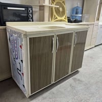 مجموعة اغراض منزليه للبيع باسعار مناسبه  للستفسار 07817255404  يوجد تو...