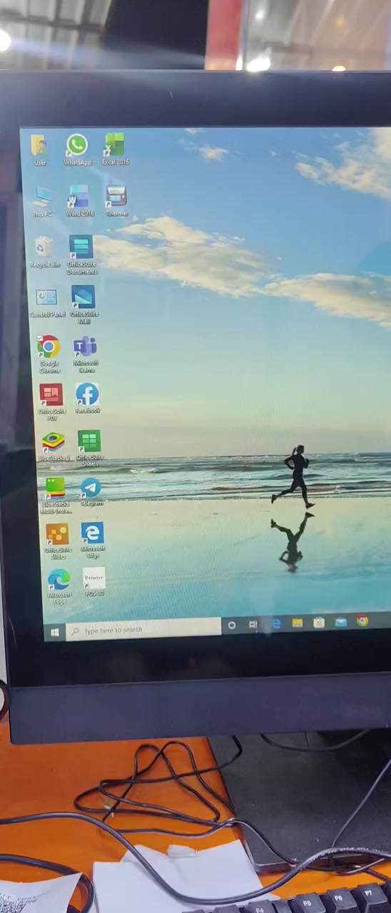 البيع كاشير على لك المجالات العمال يشتغل ***********
