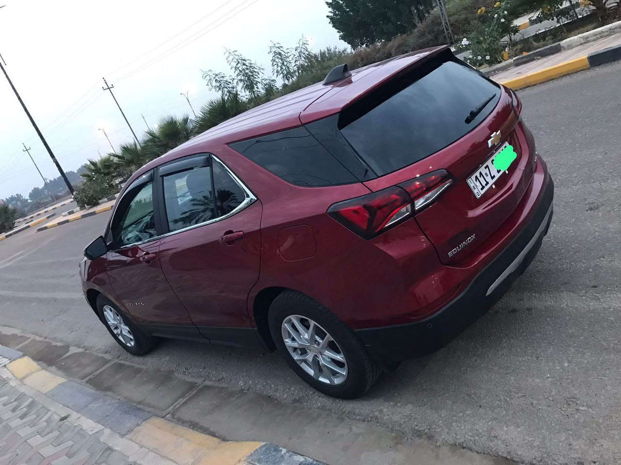 شيفروليه اكوينكس  موديل 2023 فئة Lt 
فور ويل 
المشي 44 الف ميل 
كلين تايتل 
ايرباكات سليمة 
حساسات 
رادارات 
كشن كهربائي 
تدفئه بالكشنات
تشغيل عن بعد 
جنطة كهربائية 
تبريد قطعتين 
تنبيه تصادم 
وبقيه مواصفات الأمريكية المعروفة 
مكانها ميسان
رقمها بغداد بأسمي 
هاتف ***********
السعر 180 عمارة, ميسان
