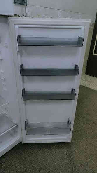 ثلاجه ارجيلك النظافه فول السعر ٢٥٠ وبيها مجال
حجمها بالضبط معرف بس مو جبيره ولا صغيره
*********** موصل
