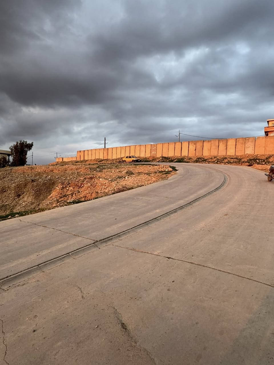 قـطـعـة ارض ركـن لـلـبـيـع في امـام عـبـاس خـلـف الاذاعـة مباشرتاً

الـمـسـاحـة // 100م 
السعر // 8 مليون

🏫📚نستقبل جميع عروض البيع و ترويجها بإعلانات 

للمزيد من التفاصيل الاتصال او المراسلة خاص  ***********
 📍موقع المكتب  📌 خانقين - المزرعه
خلف جامع الهدايه ➖
