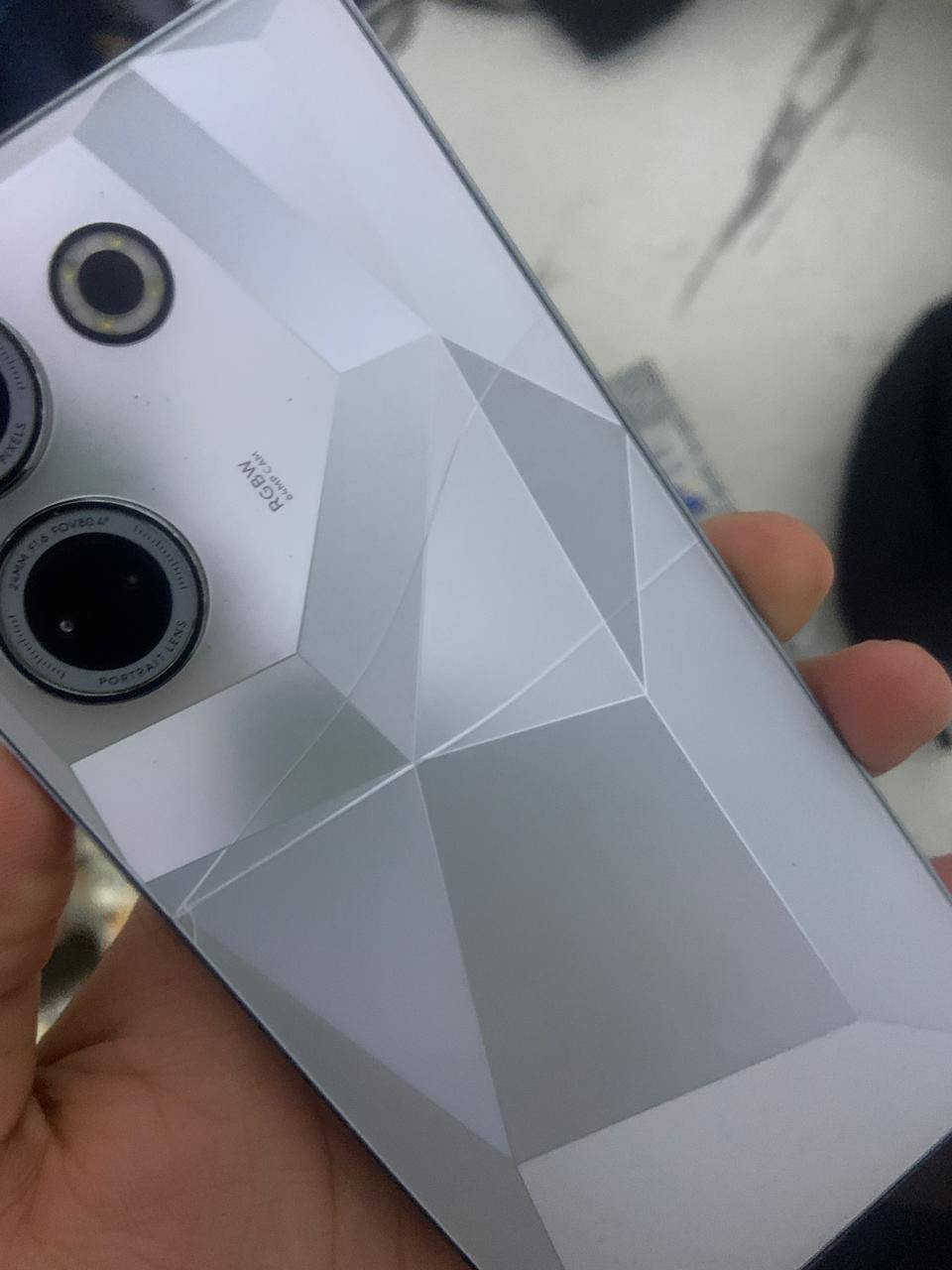 السعر 200الف
السلام عليكم مبايل تكنو كمون عشرين الجهازه بعده نضيف فقط كسر قليل بل ضهر اريده مراوس وي ١١ العادي أو بيع سعره 200 ألف لتواصل واتساب ***********
