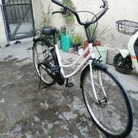 دراجة بنات • يحتاج تاير • بغداد شهداء السيديه